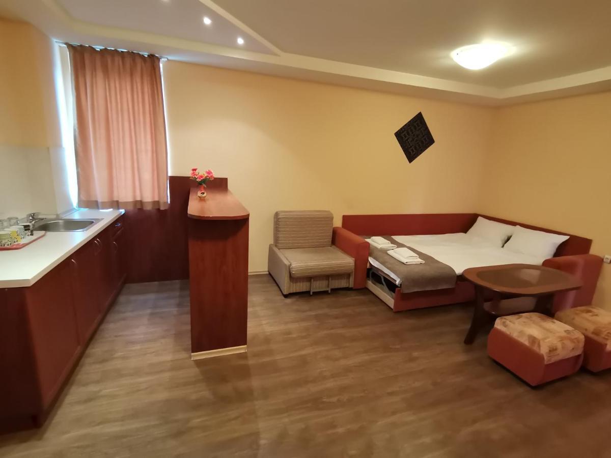 Paris Hotel Balchik Exterior photo